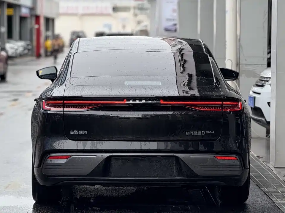 Geely Galaxy Galaxy Sparkle 8