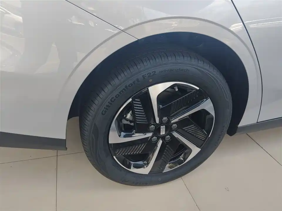 Geely Galaxy Galaxy L6