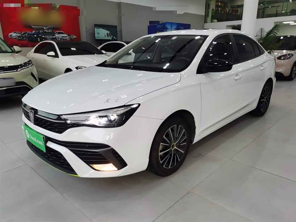 Roewe i5