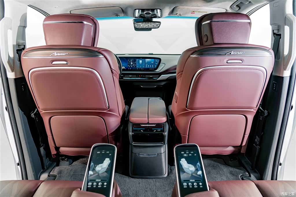 Buick Century, 2023 30