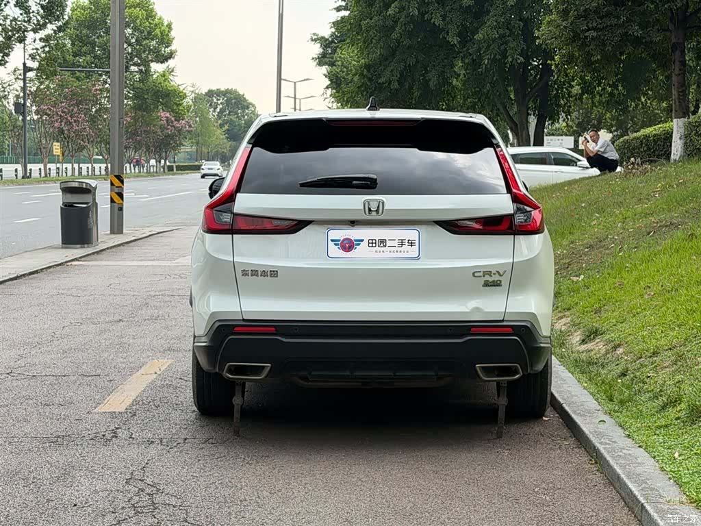 Honda CR-V, 2023 все фото