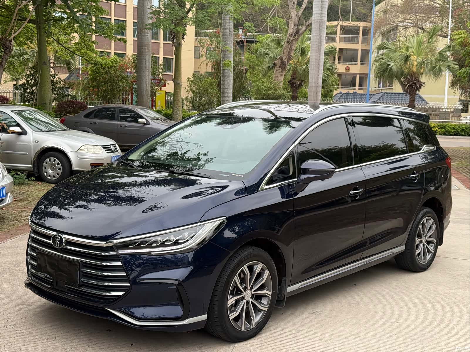 BYD Song, 2022 1