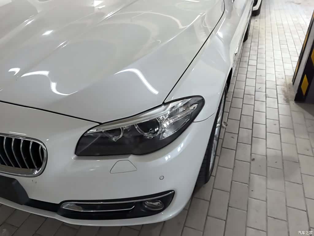BMW 5 Series, 2017 24