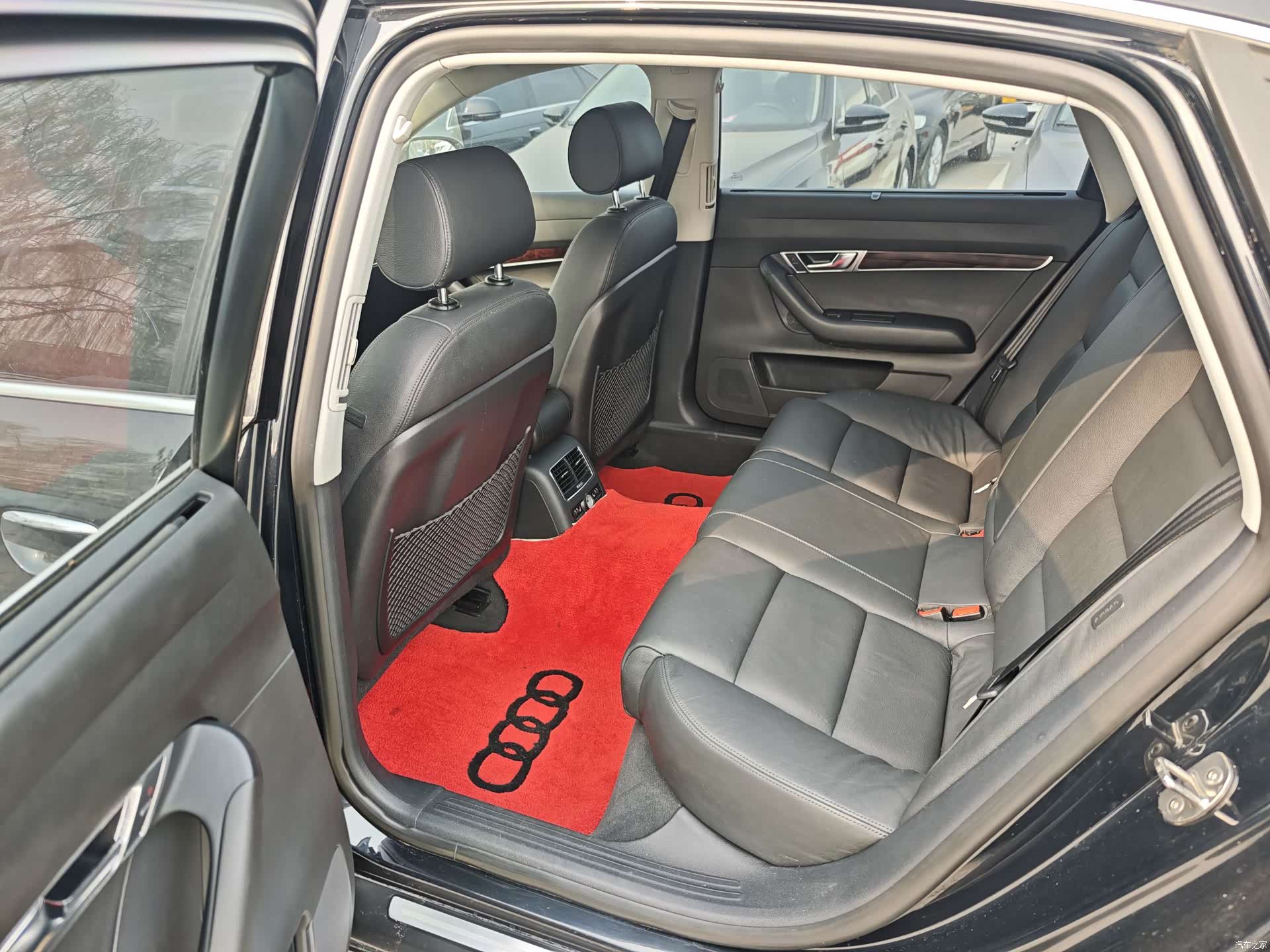 Audi A6L, 2012 6