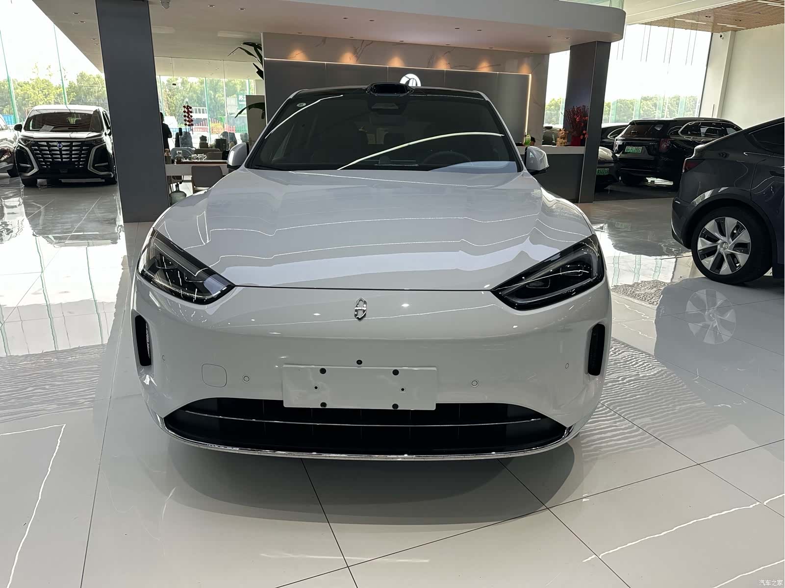 AITO M5, 2025 2