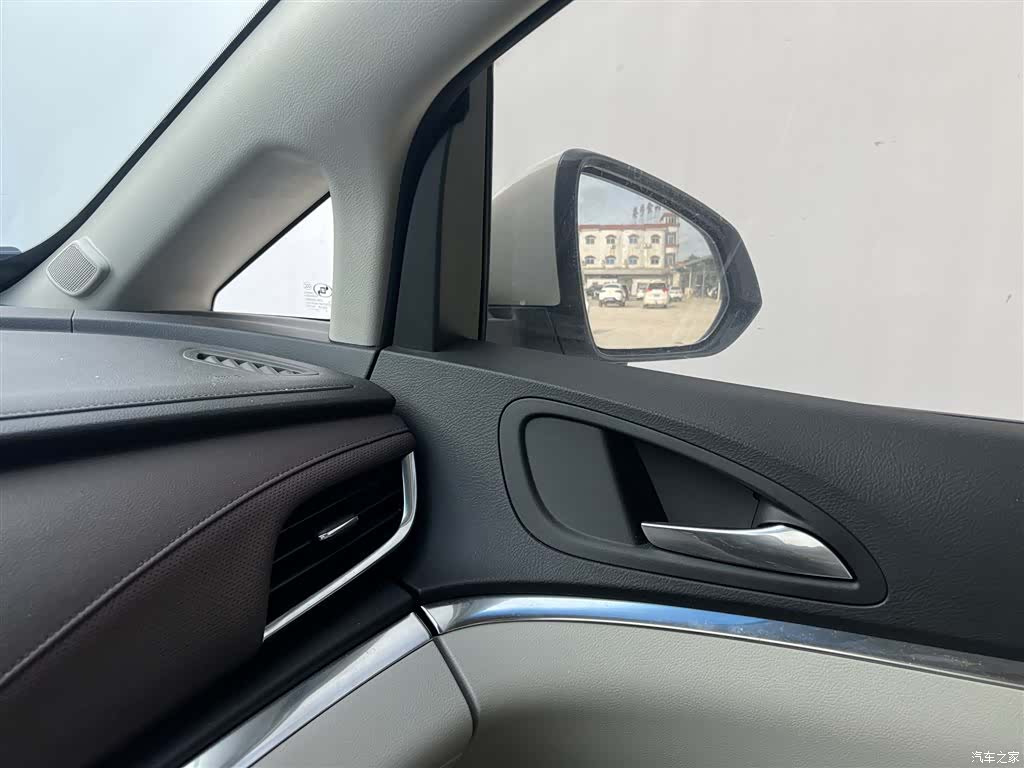 Buick GL8, 2024 12