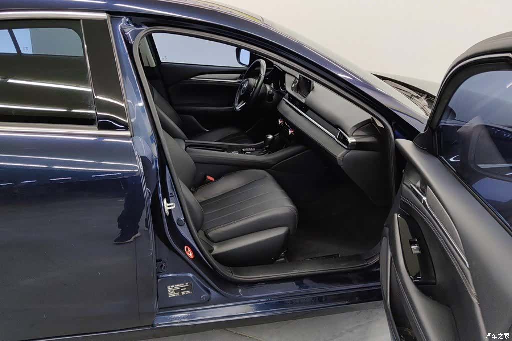 Mazda Atenza, 2022 8