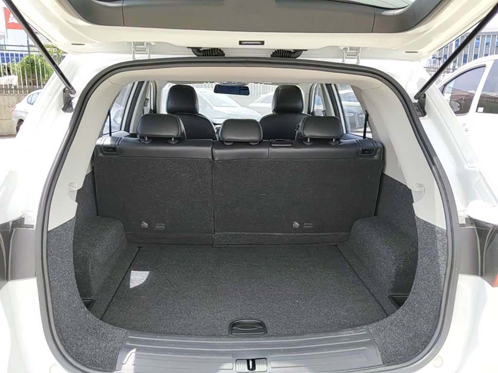Roewe RX5, 2018 15