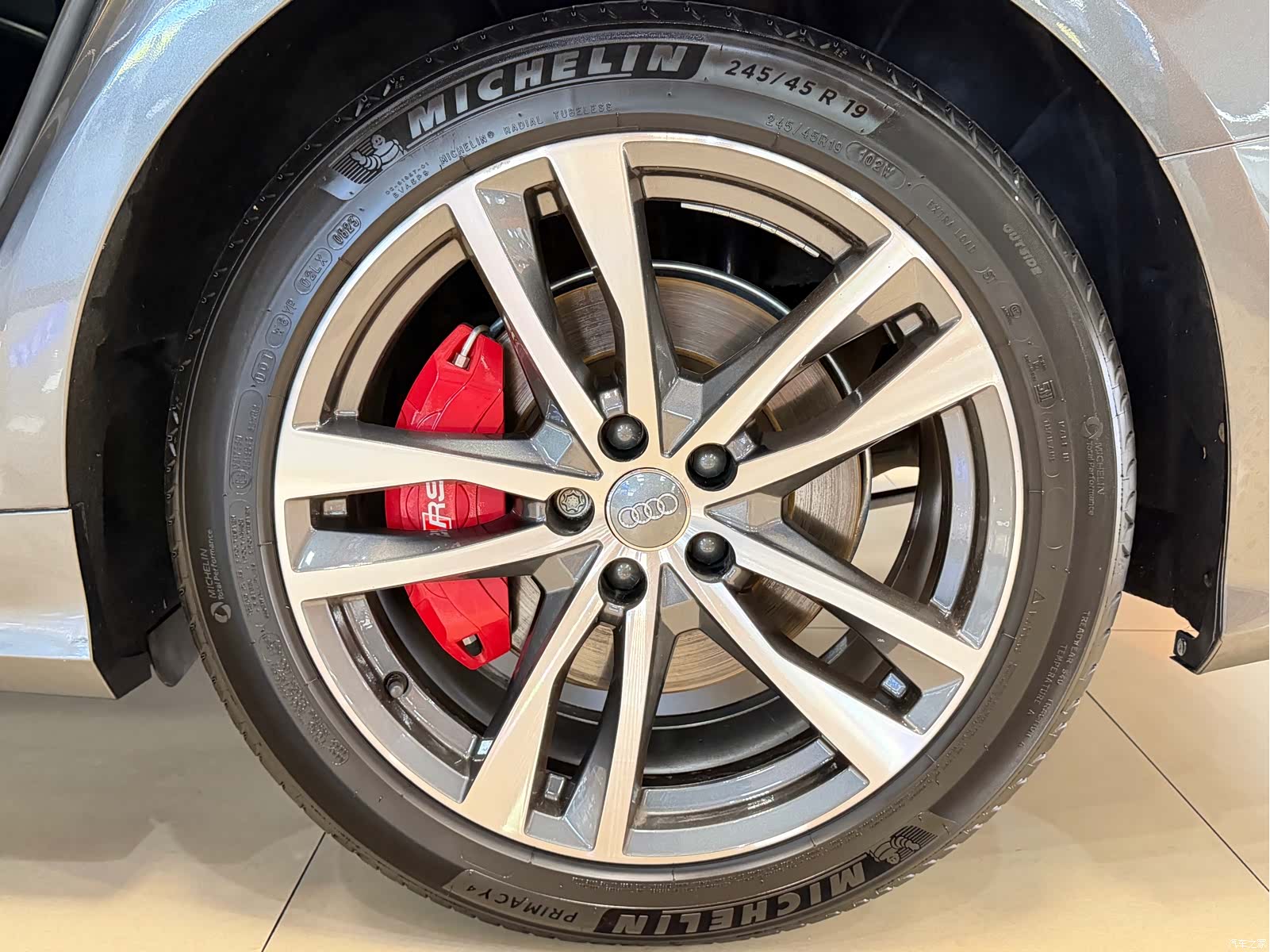 Audi A6L, 2021 9
