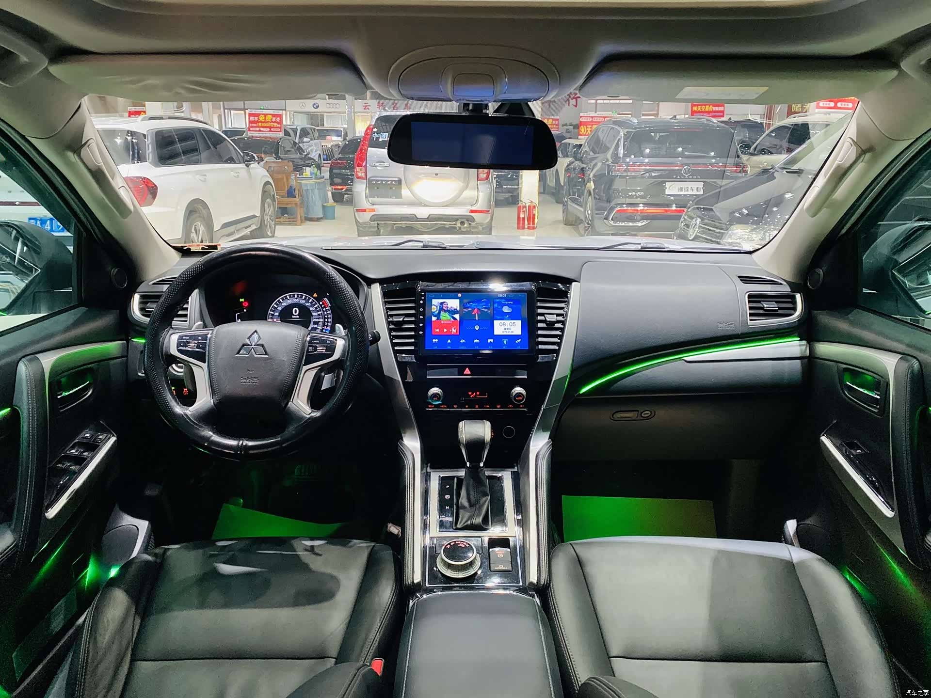 Mitsubishi Pajero, 2020 все фото