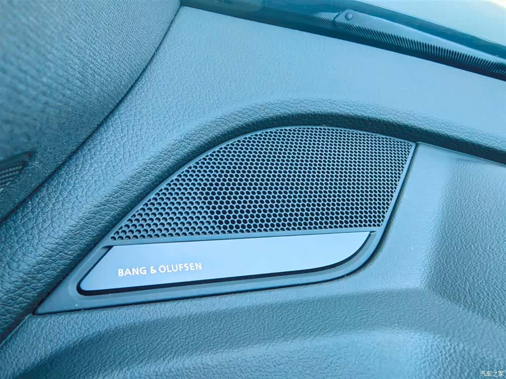 Audi Q5L, 2025 18