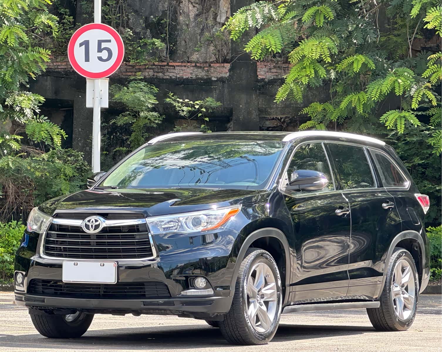 Toyota Highlander, 2017 1