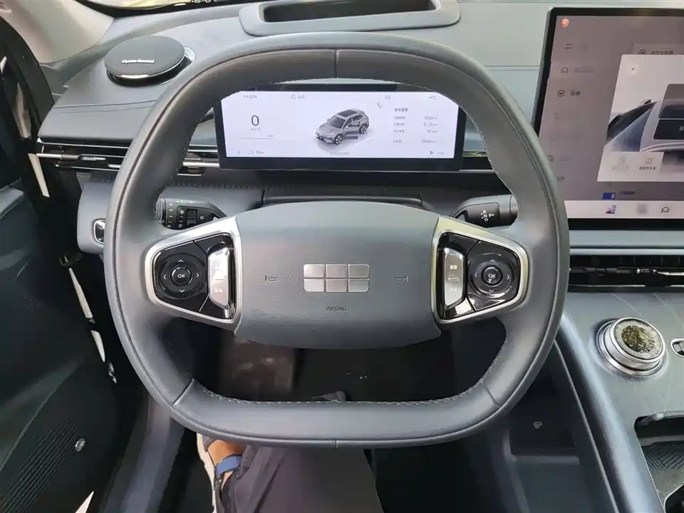 Geely Galaxy Galaxy E5