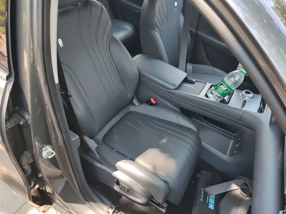 Geely Galaxy Galaxy E5