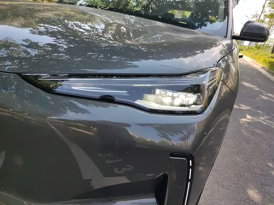 Geely Galaxy Galaxy E5