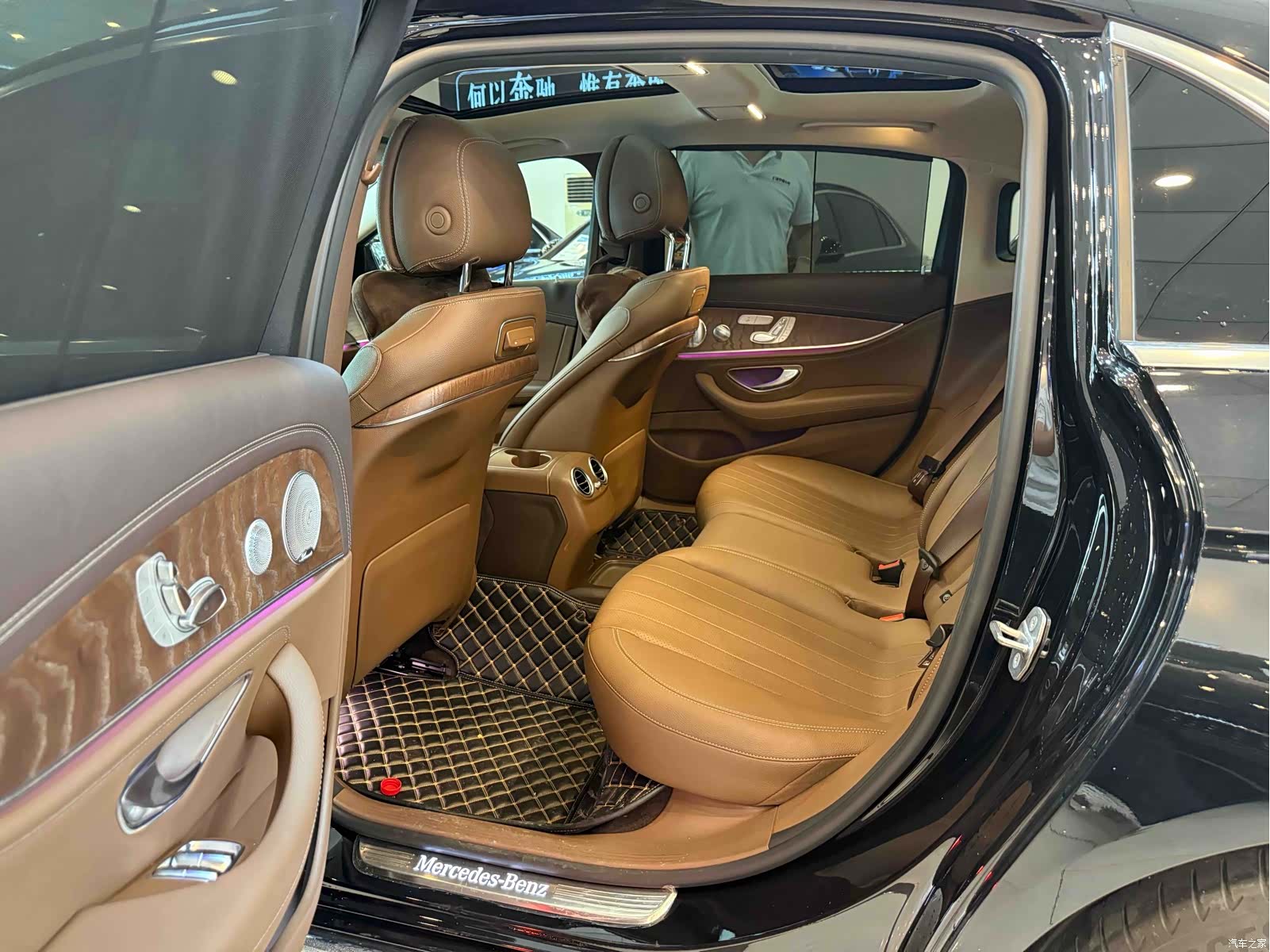 Mercedes-Benz E-Class, 2019 10
