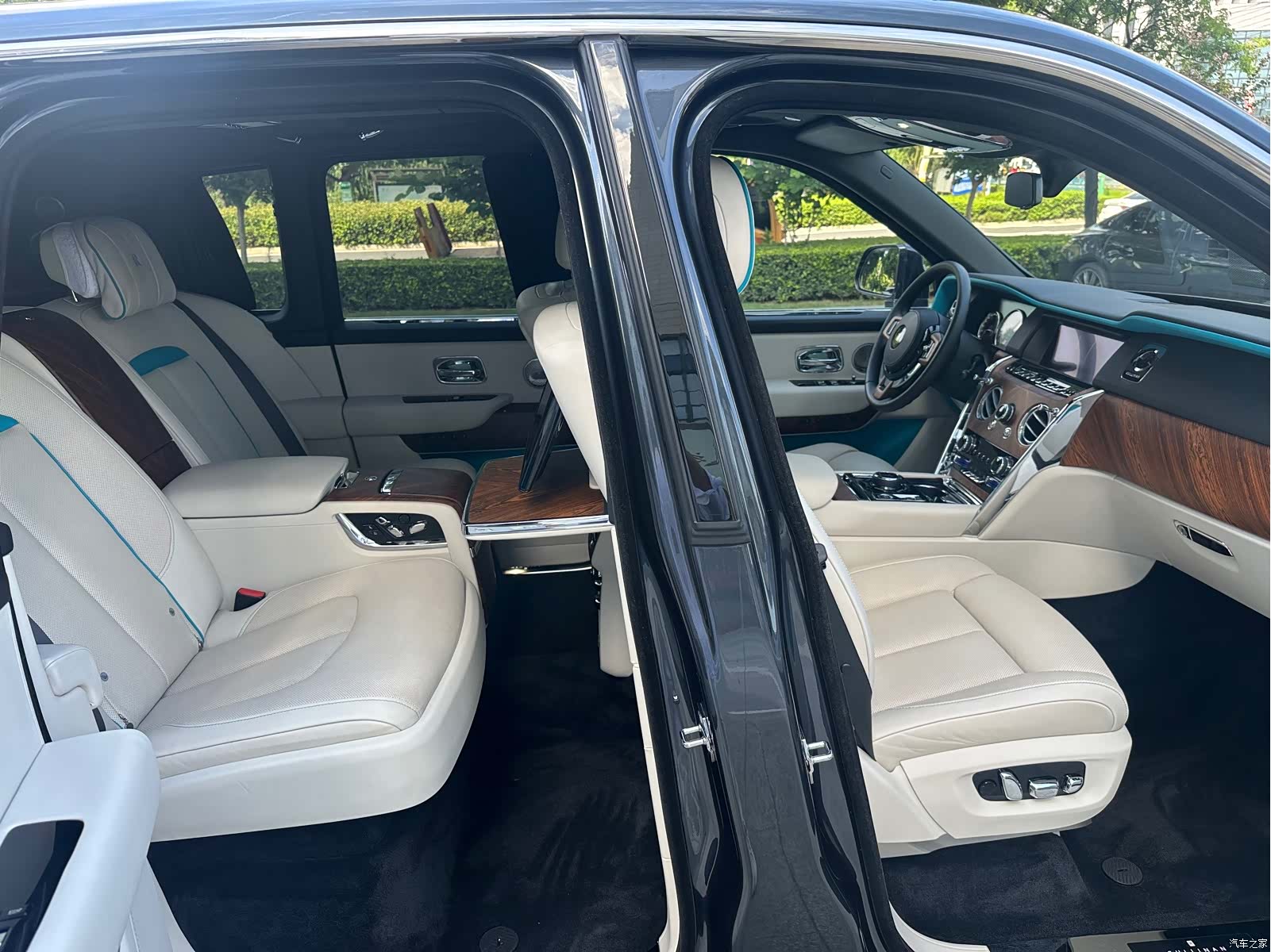 Rolls-Royce Cullinan, 2019 22