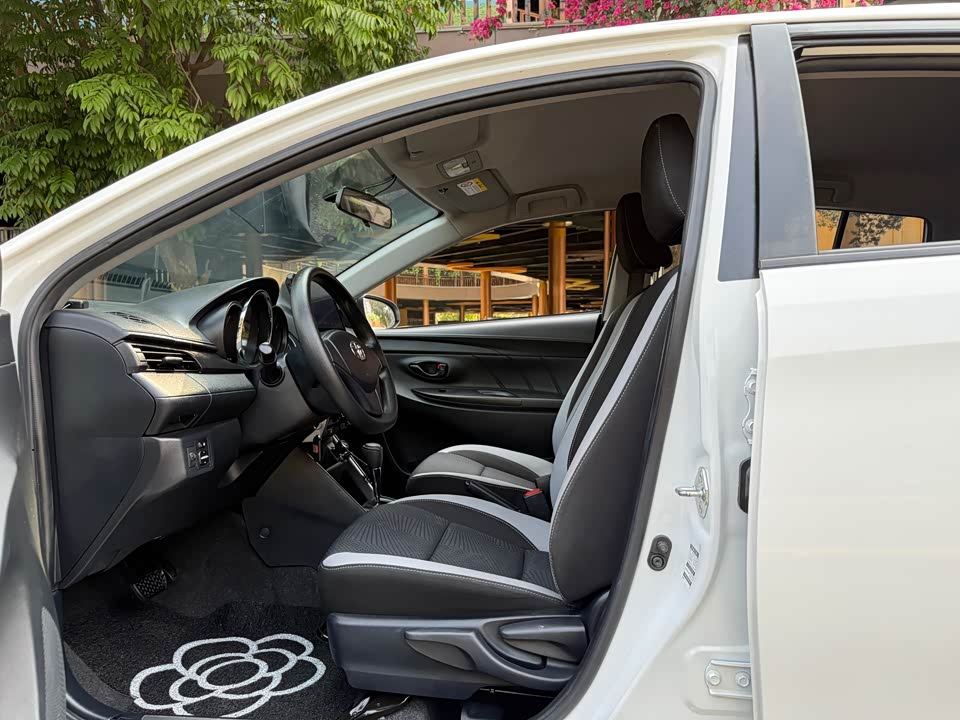 Toyota YARiS L Zhixuan