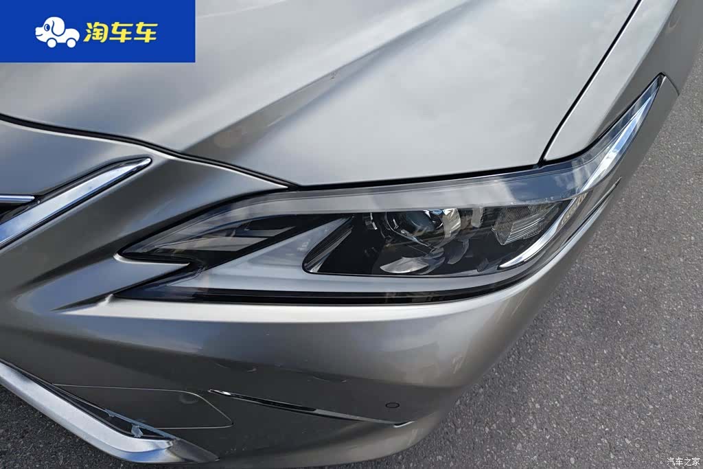 Lexus ES, 2021 все фото