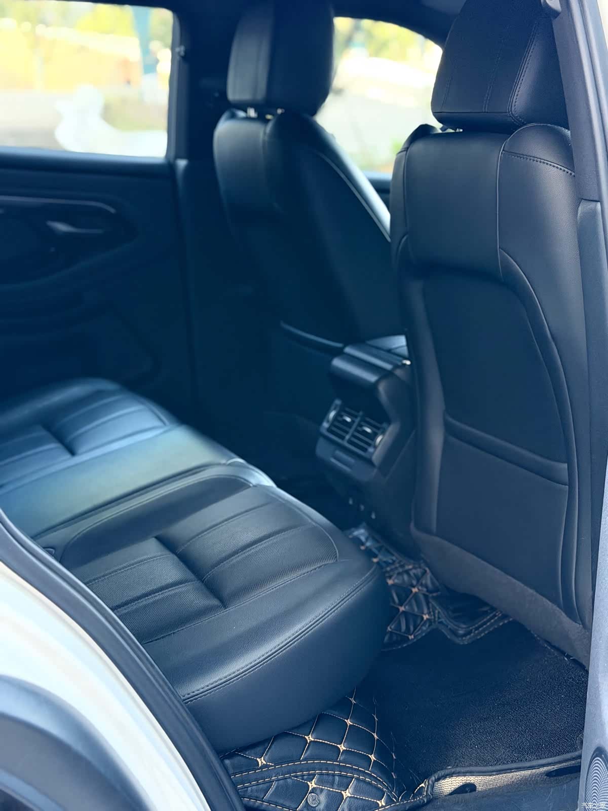 Land Rover Range Rover, 2019 10