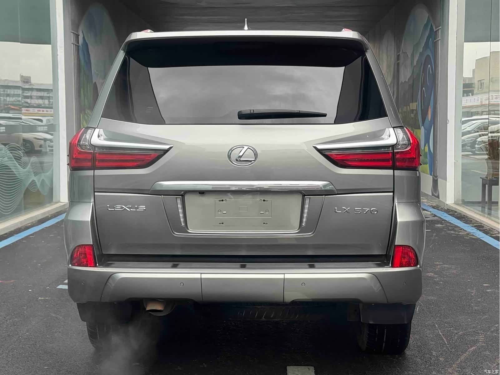 Lexus LX, 2020 все фото