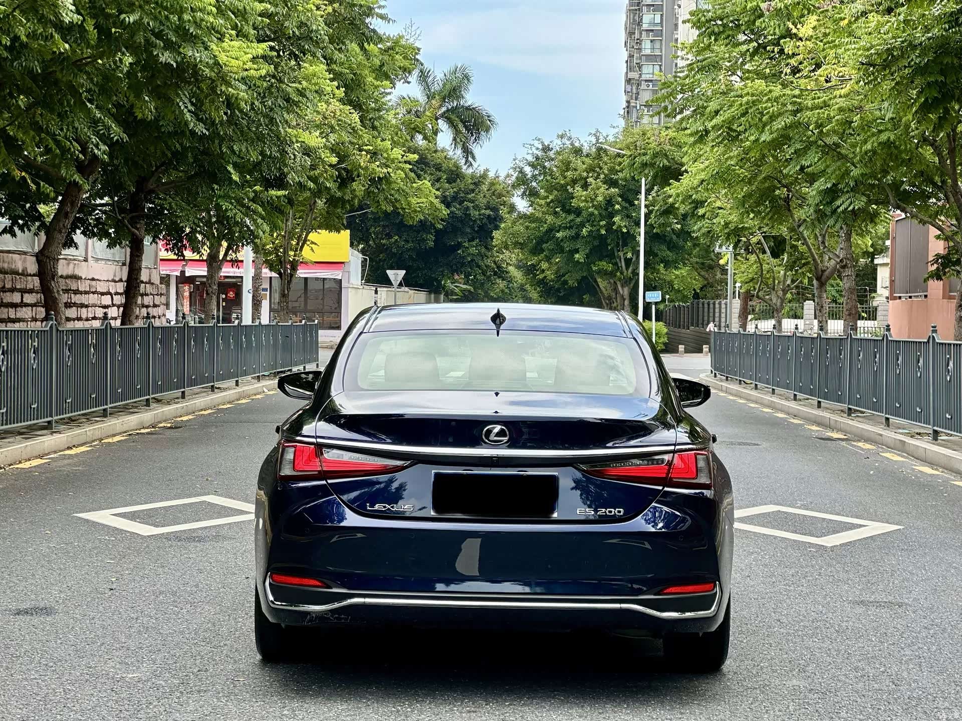 Lexus ES, 2021 9