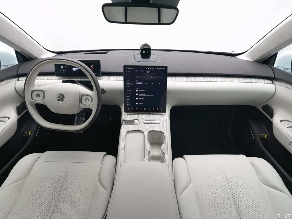 NIO ET7, 2023 все фото