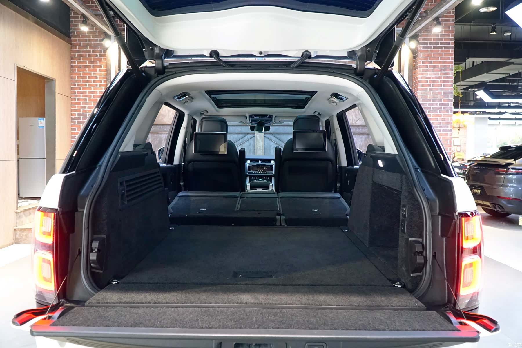 Land Rover Range Rover, 2019 23