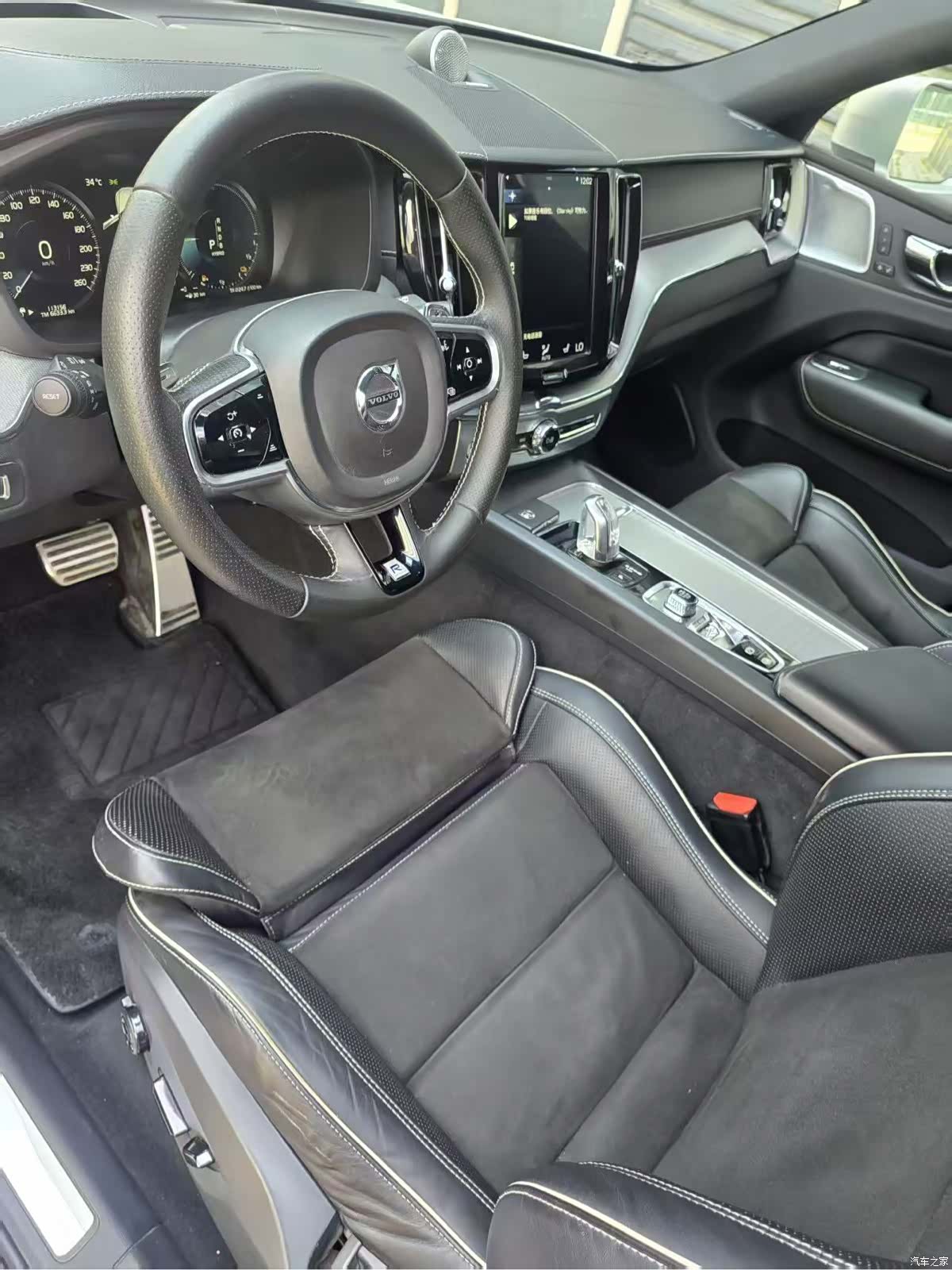 Volvo XC60, 2018 4