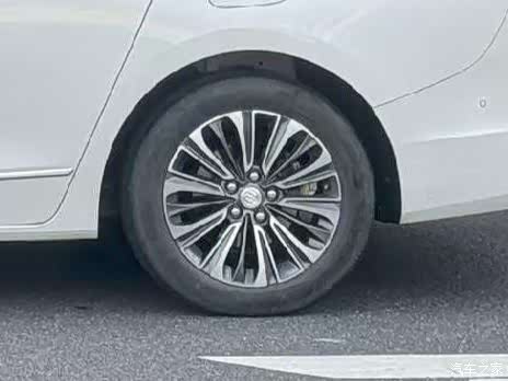 Buick GL8, 2021 9