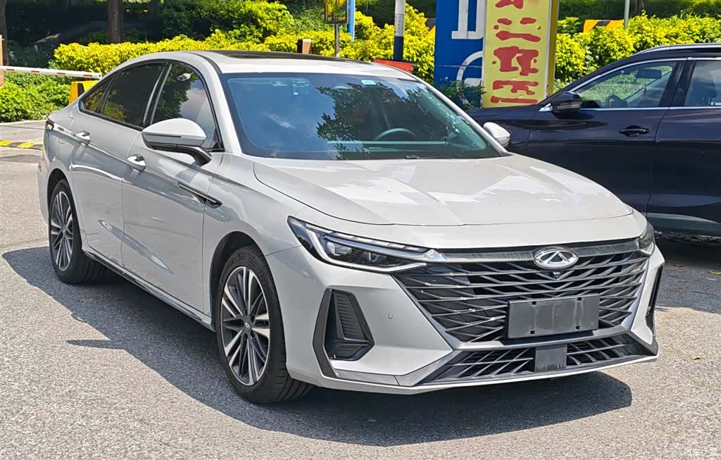 Chery Arrizo 8, 2024 3