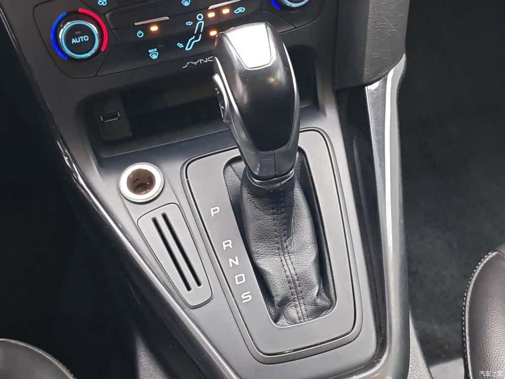 Ford Focus, 2016 13
