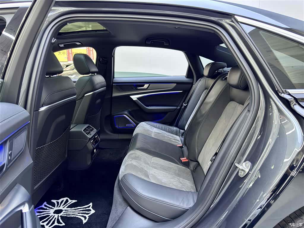 Audi A6L, 2020 7