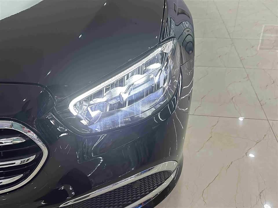 Mercedes-Benz E-class Mercedes-Benz E-class