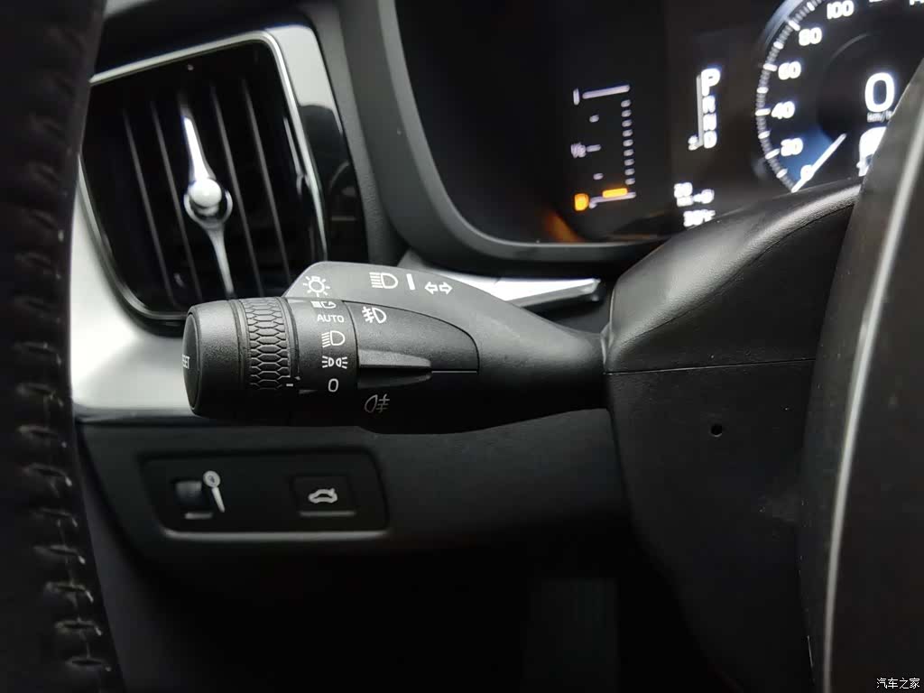 Volvo XC60, 2018 21