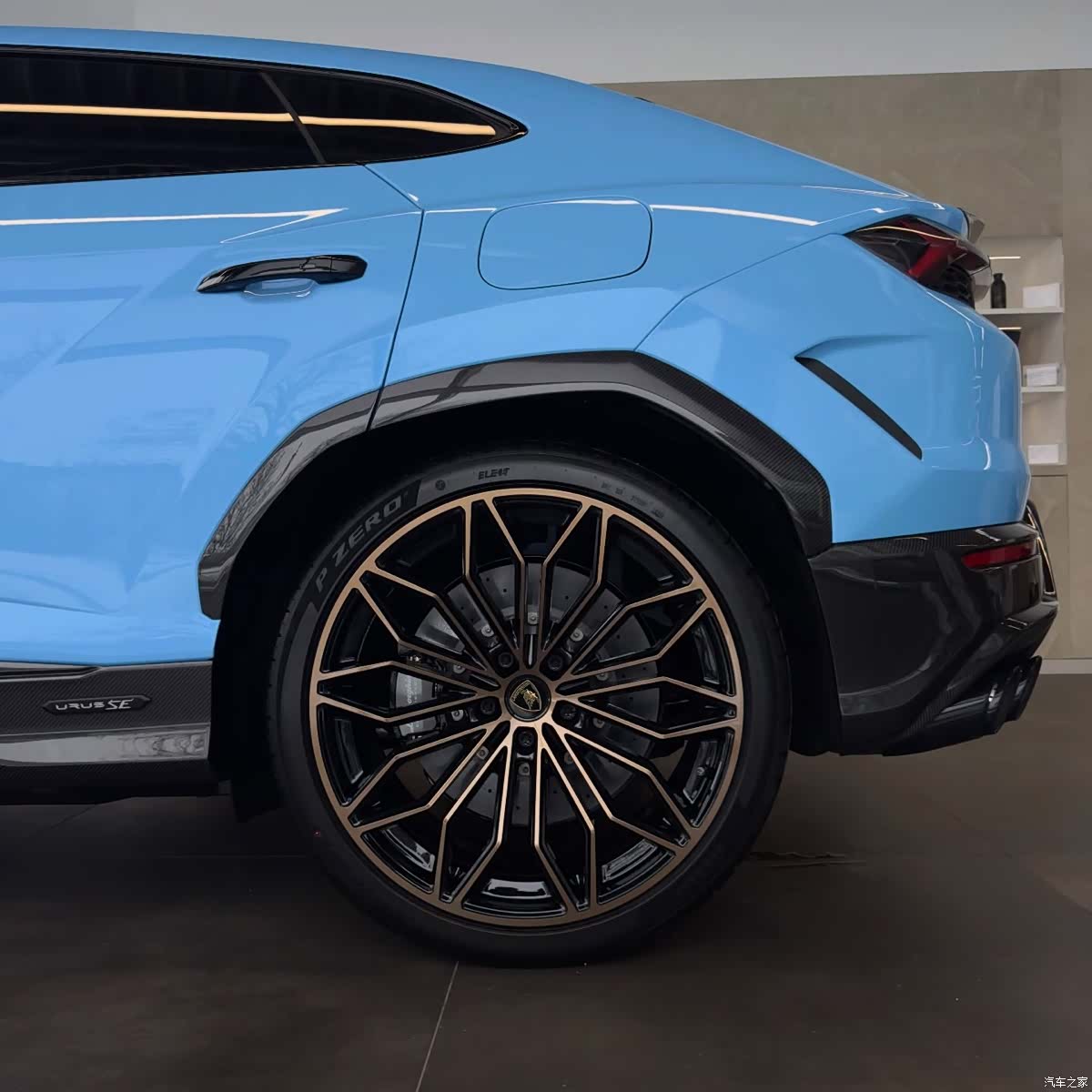 Lamborghini Urus, 2025 6