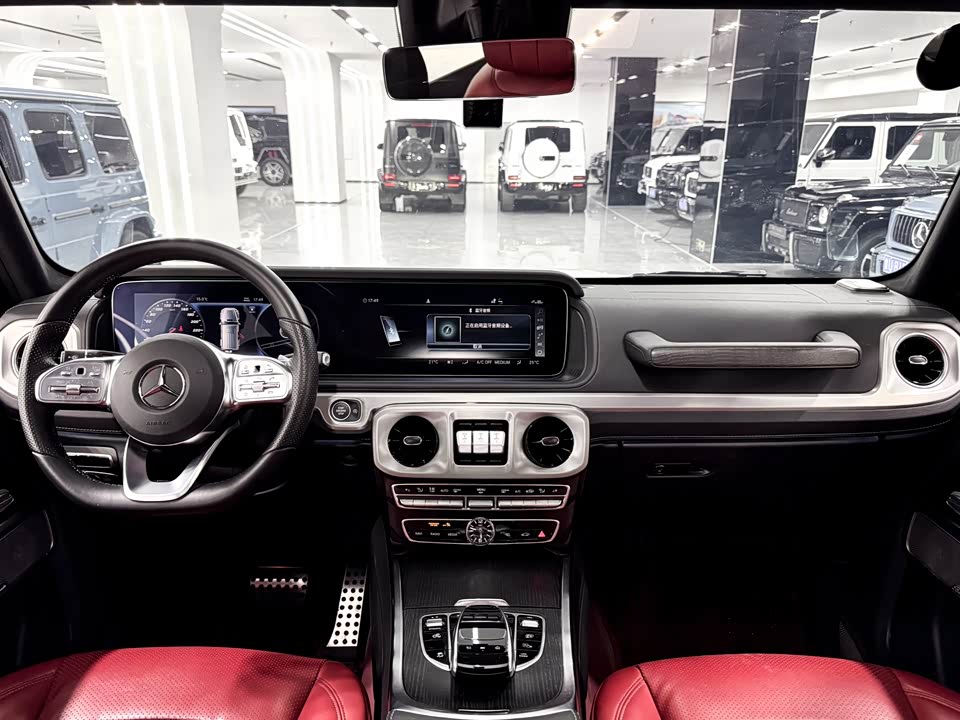 Mercedes-Benz G-class