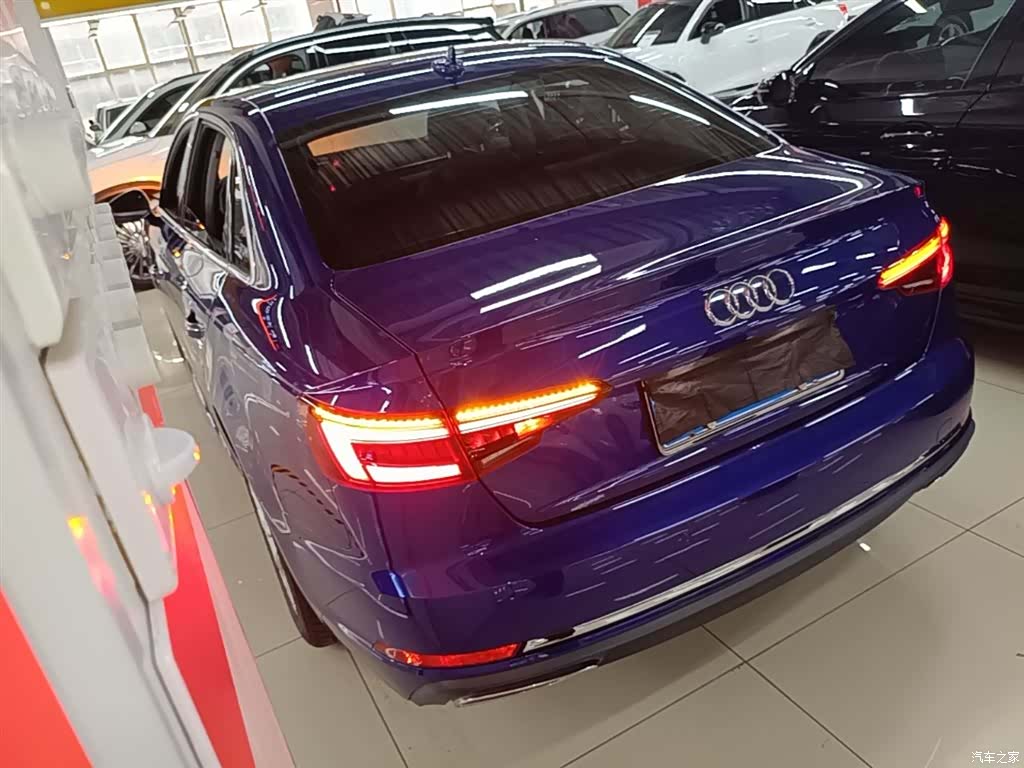 Audi A4L, 2020 23