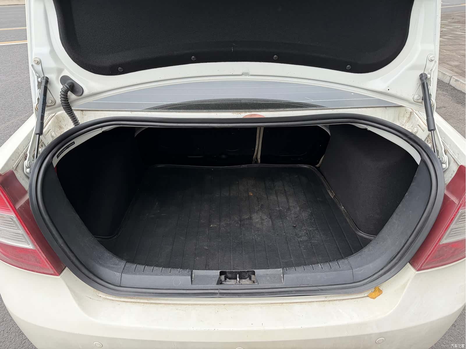 Ford Focus, 2014 8