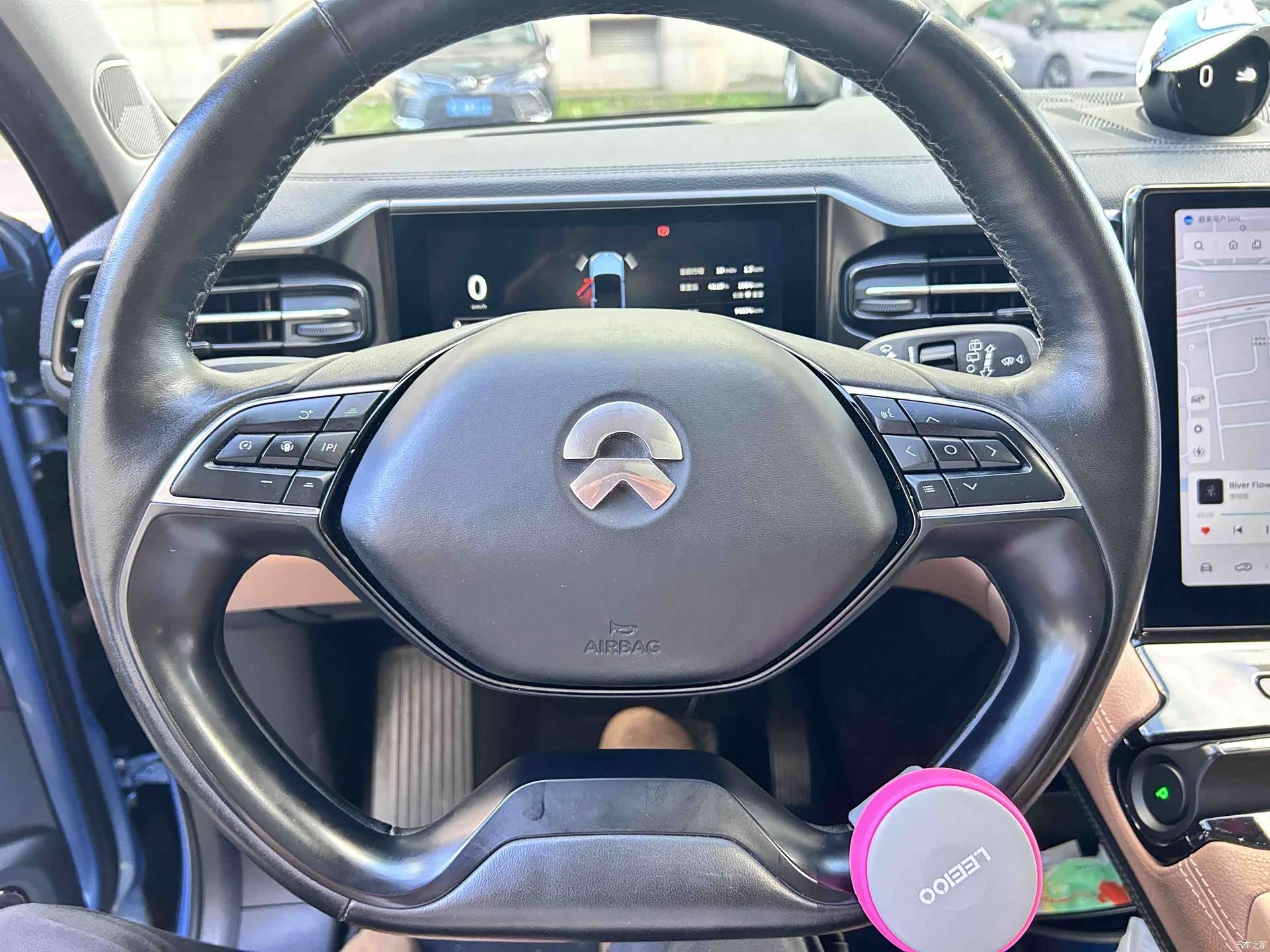 NIO ES8, 2019 9