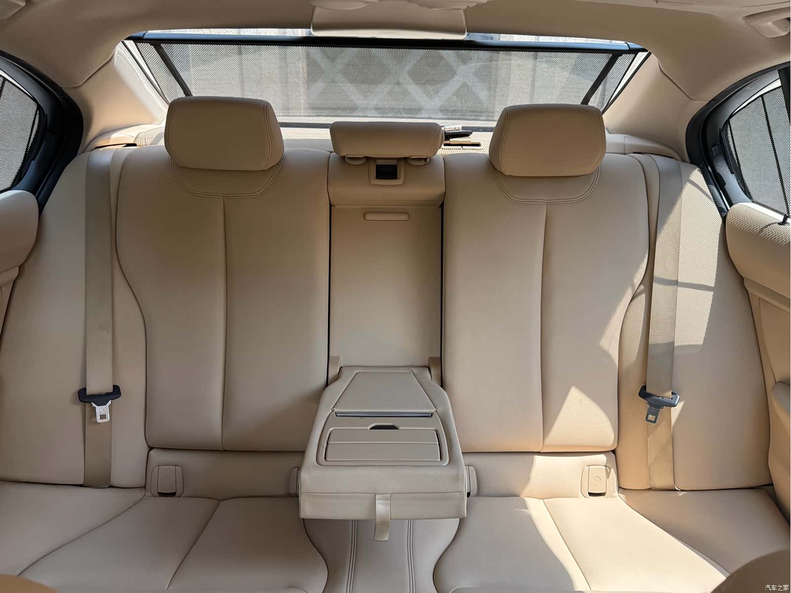 BMW 3 Series, 2013 9