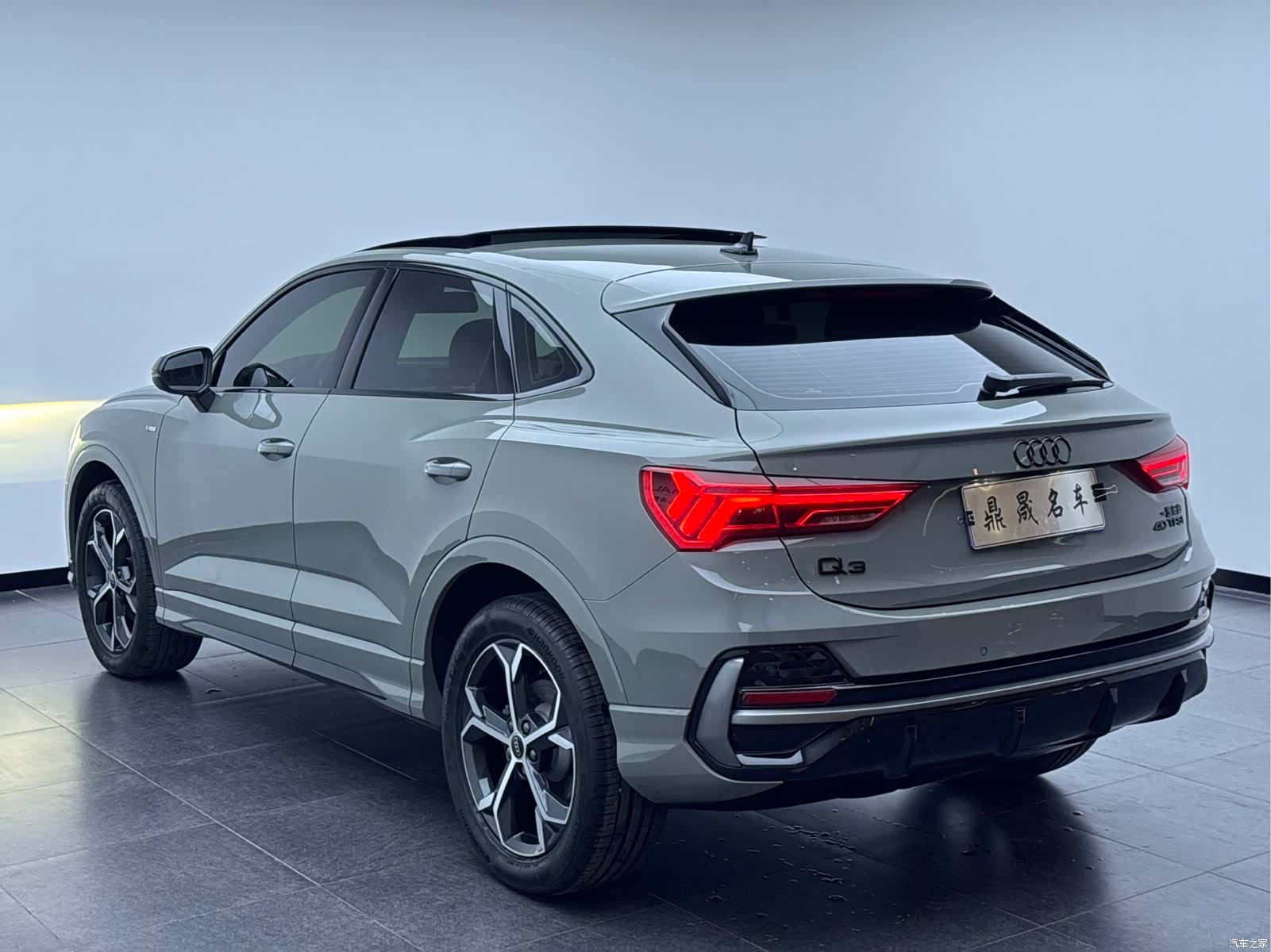 Audi Q3, 2025 6
