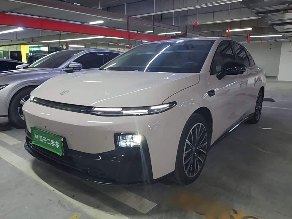 Leapmotor B01