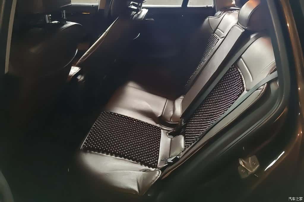 BMW X1, 2015 11