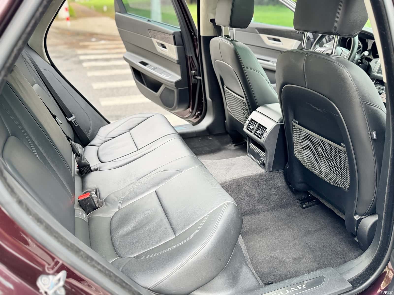 Land Rover XFL, 2017 11