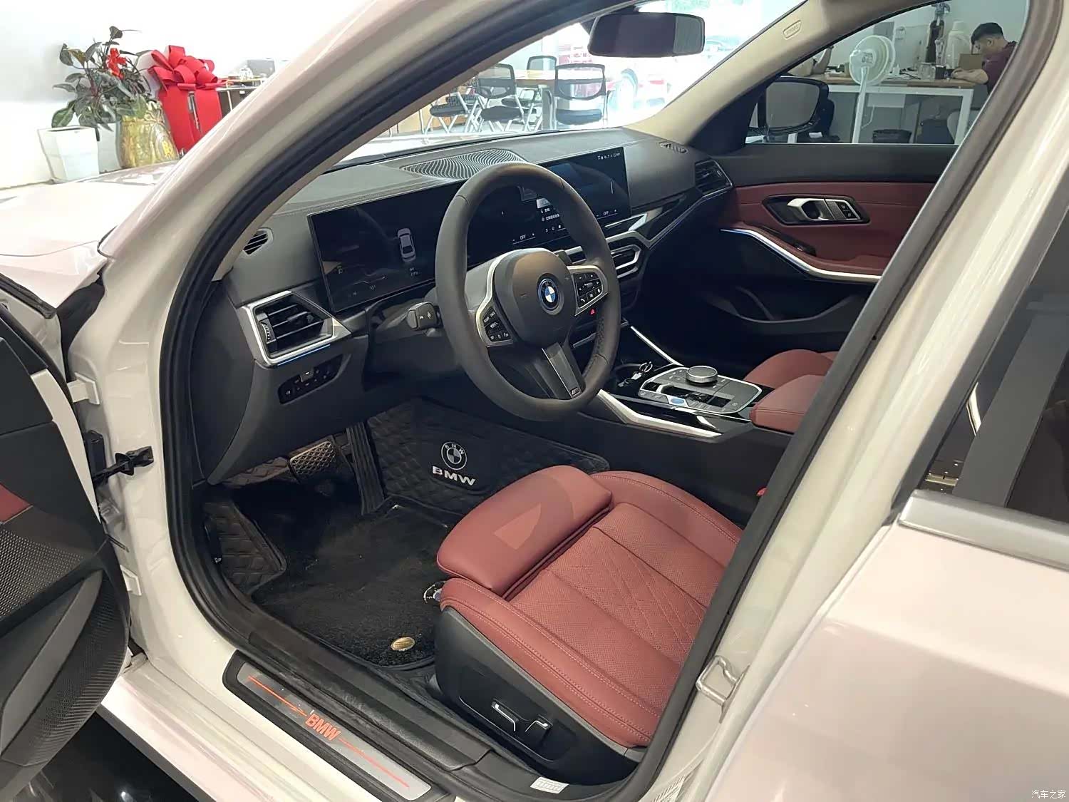 BMW i3, 2023 4
