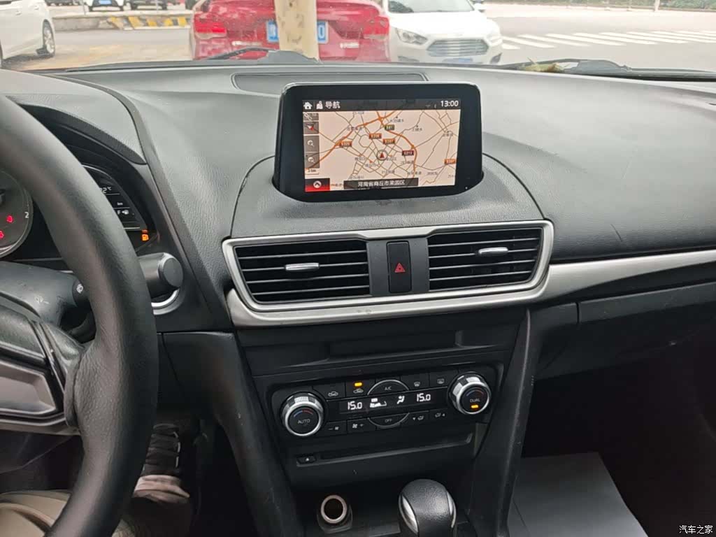 Mazda Mazda3, 2018 13
