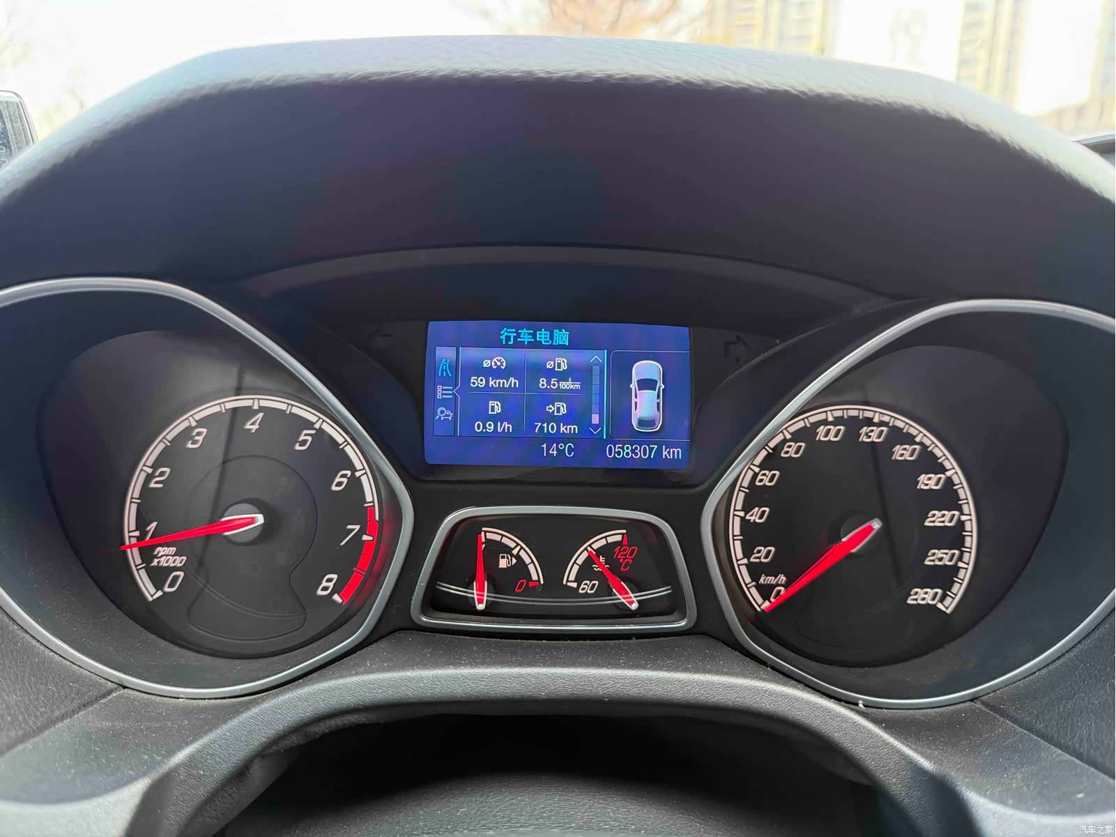 Ford Focus, 2014 11