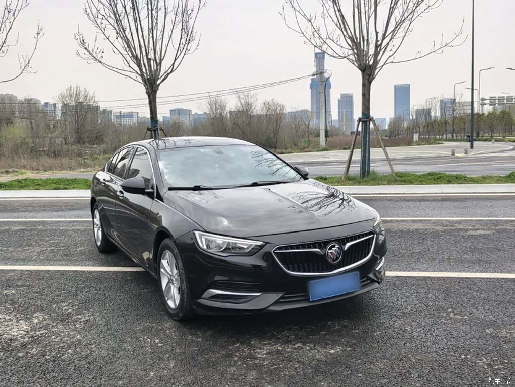 Buick Regal, 2020 4