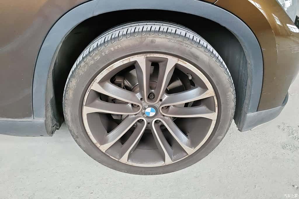 BMW X1, 2015 6